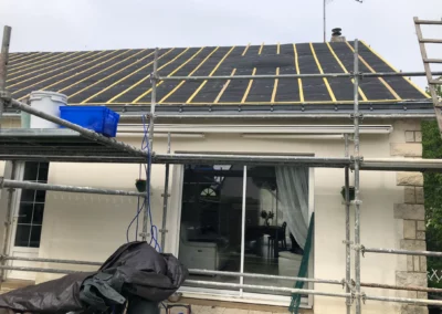 Rénovation d'une couverture en ardoise - AVO Rénovation