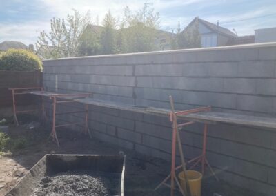 AVO Rénovation - maçonnerie, démolition dépendance, création mur, escalier, cloture et portail angers - 6