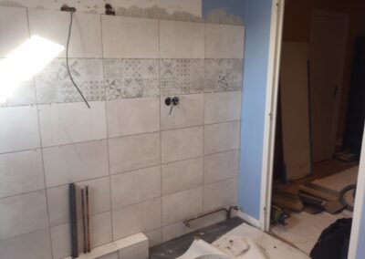 AVO Rénovation - rénovation complète de salle de bain étage à avrillé - plomberie et dépannage - 6