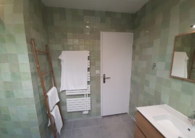 AVO Rénovation - rénovation complète de salle de bain étage au plessis macé - plomberie et dépannage - 4