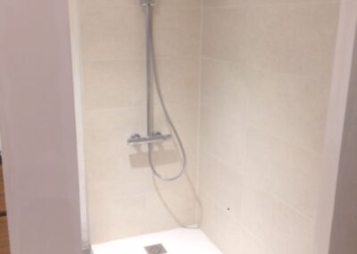 AVO Rénovation - rénovation, salle de bain, remplacement baignoire par douche et meuble vasque - 5