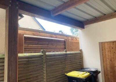 AVO Rénovation - isolation d un garage aux Ponts de cé - maçonnerie surbots - menuiserie porte fenêtre bardage