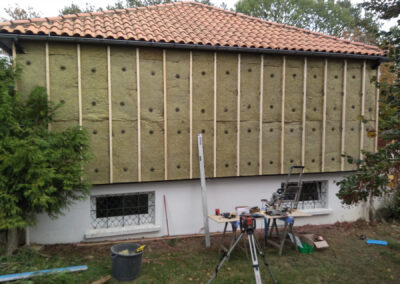 AVO Rénovation - isolation-par-exterieur-bardage-bois-brule-menuiserie-meo-kline-49 - 1