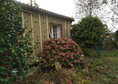 AVO Rénovation - isolation-par-exterieur-bardage-bois-brule-menuiserie-meo-kline-49 - 1