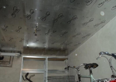 AVO Rénovation - isolation-par-exterieur-bardage-bois-brule-menuiserie-meo-kline-49 - 1