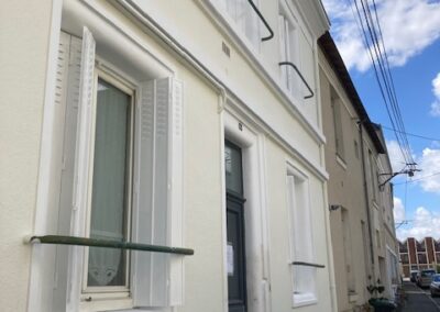 Travaux de peinture intérieure et extérieure façade pour cette maison Quartier éblé - ANGERS